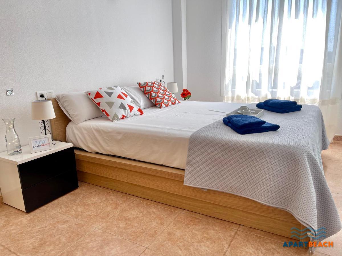 Apartbeach Los Juncos Residencial Piscinas Y Petanca ลาปีเนดา ภายนอก รูปภาพ
