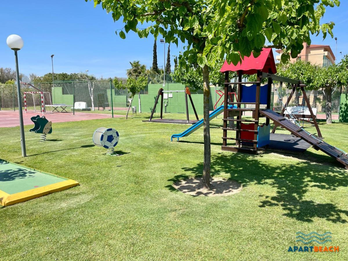 Apartbeach Los Juncos Residencial Piscinas Y Petanca ลาปีเนดา ภายนอก รูปภาพ