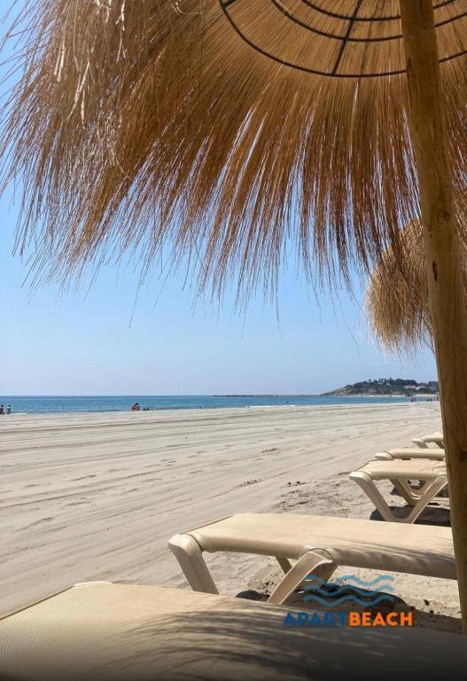Apartbeach Los Juncos Residencial Piscinas Y Petanca ลาปีเนดา ภายนอก รูปภาพ