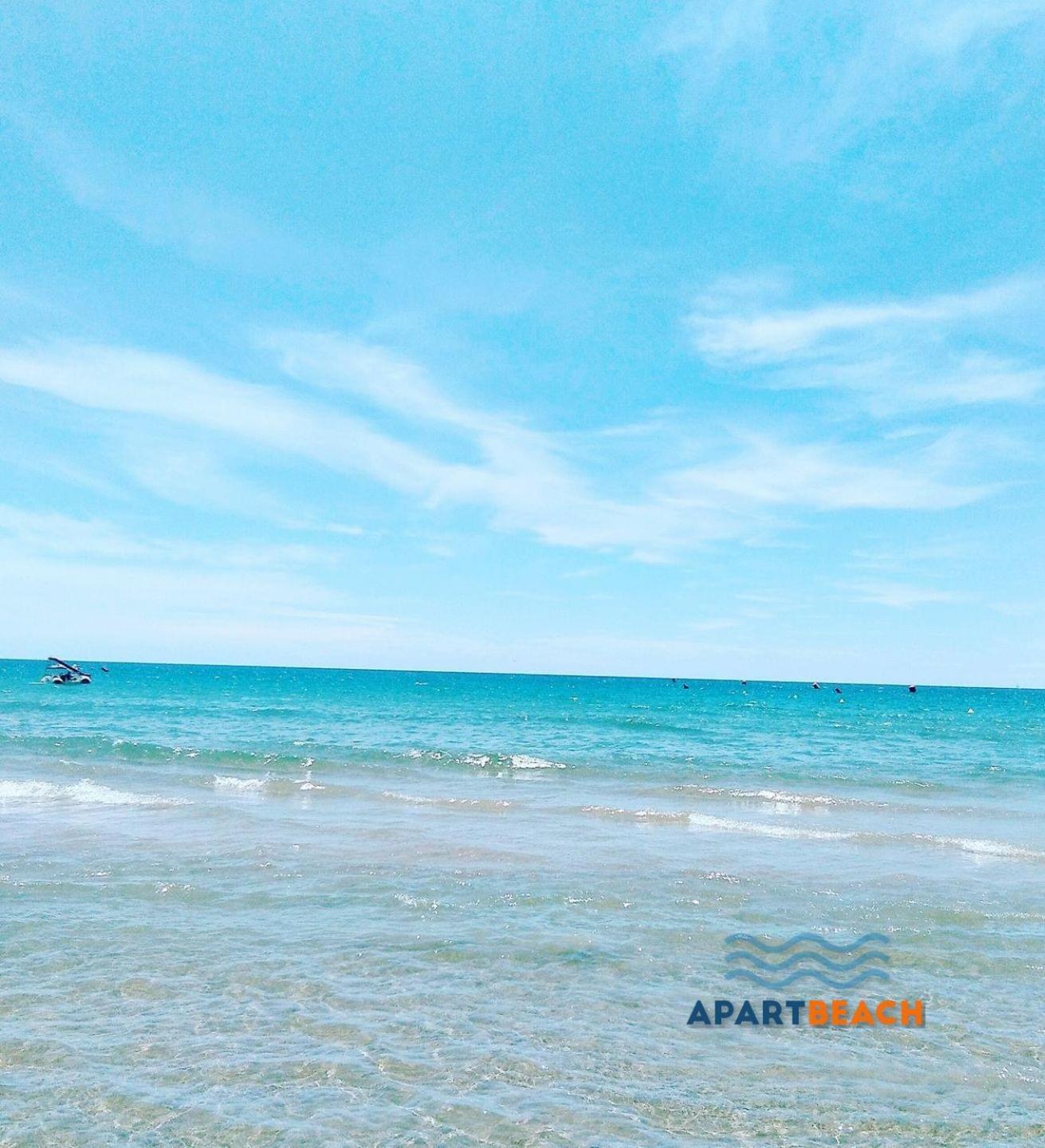 Apartbeach Los Juncos Residencial Piscinas Y Petanca ลาปีเนดา ภายนอก รูปภาพ